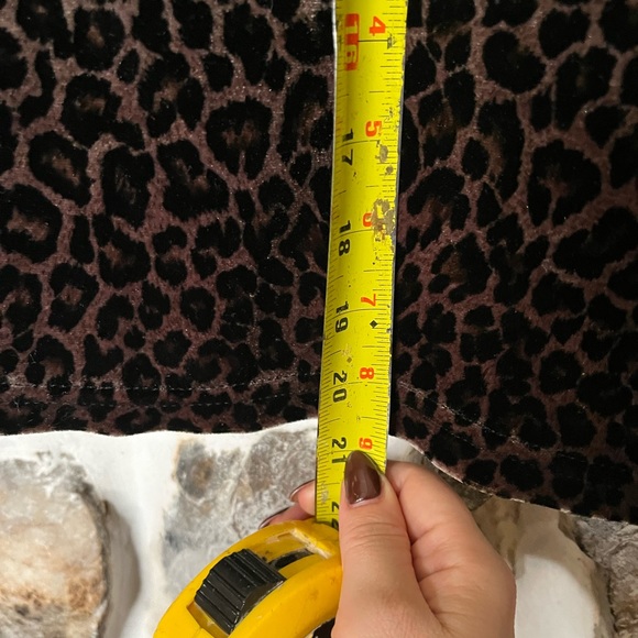 VELVET LEOPARD PRINT TANK - Picture 5 of 6